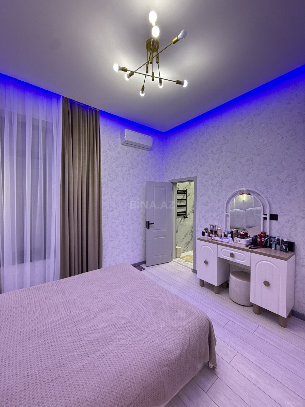 4 otaqlı həyət evi/bağ evi - Şüvəlan q. - 160 m² (25)