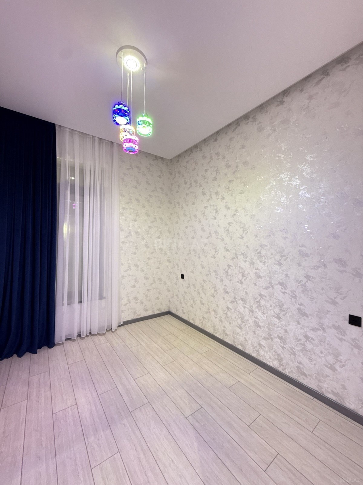 4 otaqlı həyət evi/bağ evi - Şüvəlan q. - 160 m² (22)