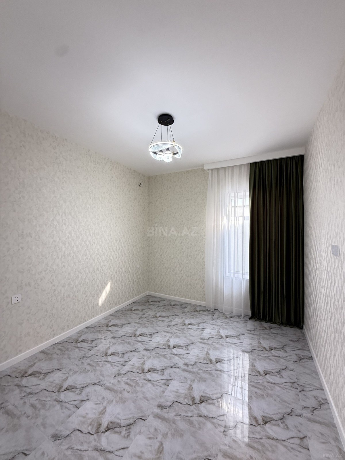 4 otaqlı həyət evi/bağ evi - Şüvəlan q. - 150 m² (16)
