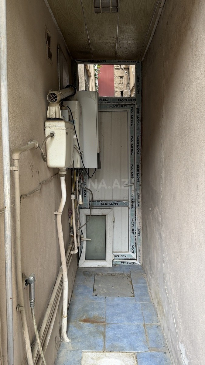 7 otaqlı həyət evi/bağ evi - Bakıxanov q. - 250 m² (28)