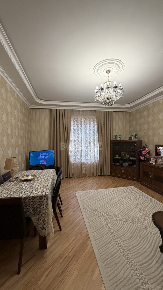 7 otaqlı həyət evi/bağ evi - Bakıxanov q. - 250 m² (5)