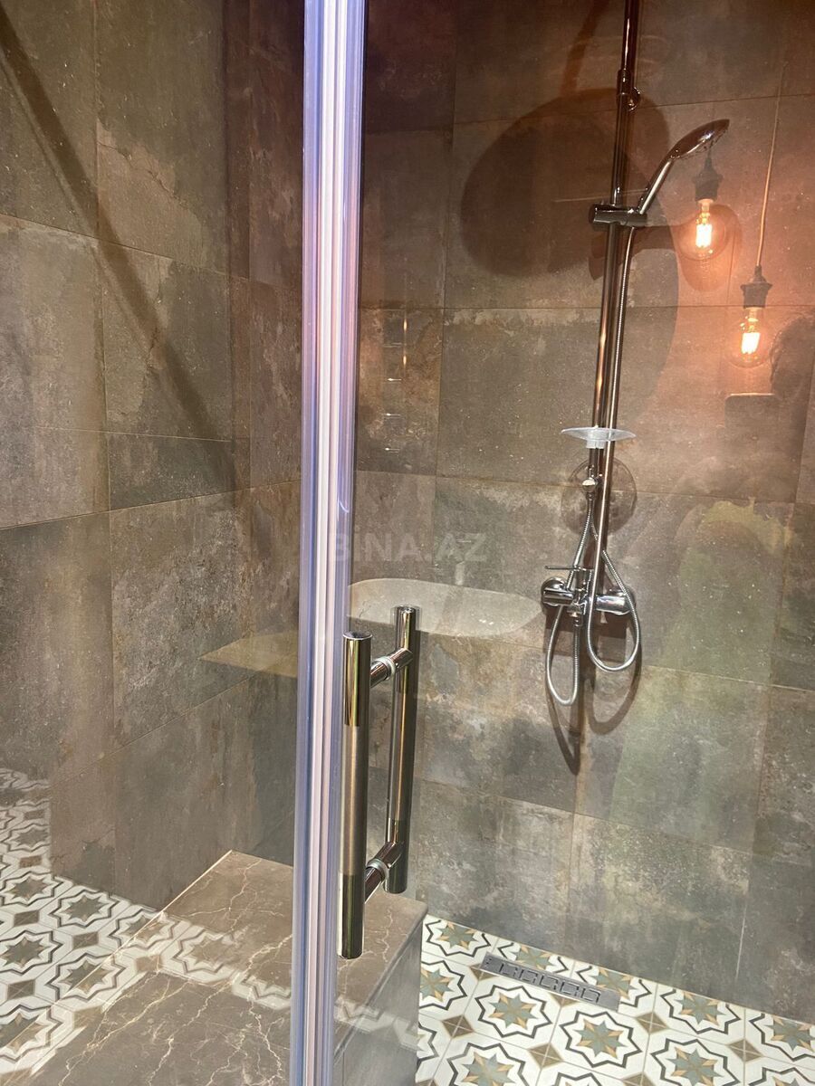 4 otaqlı yeni tikili - 8 Noyabr m. - 178 m² (2)