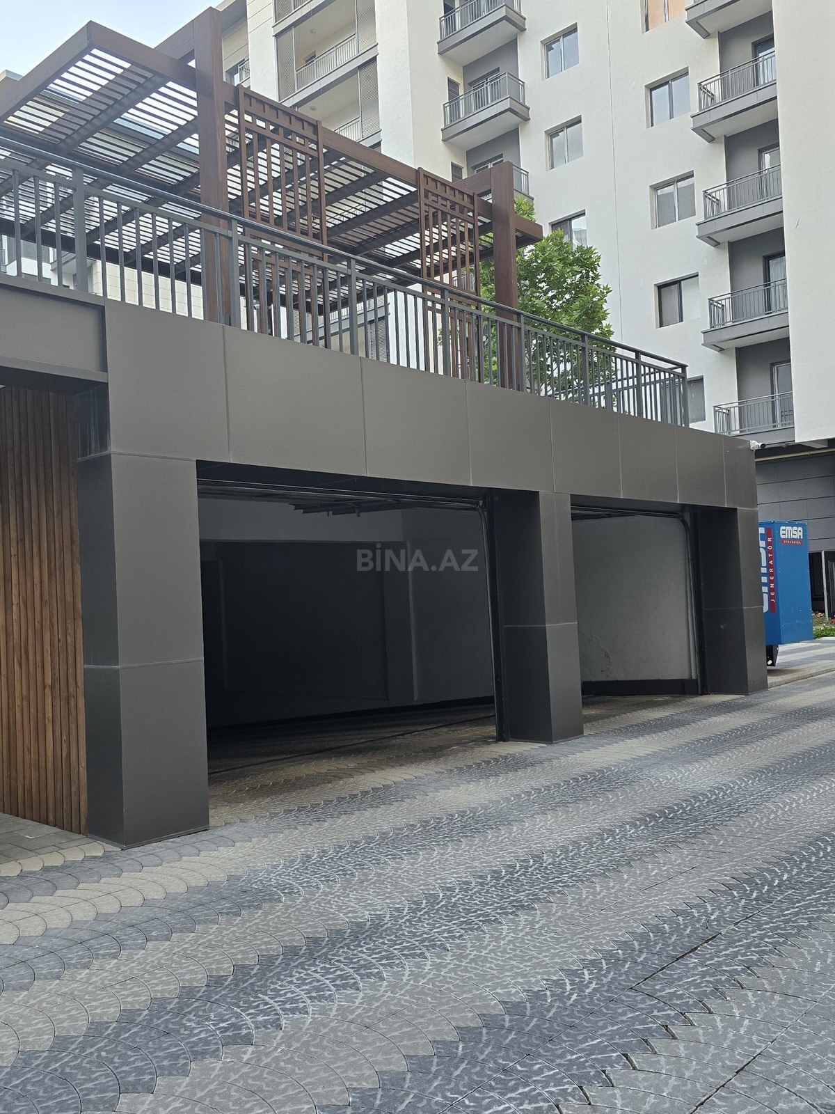 Qaraj - Ağ şəhər q. - 18 m² (1)