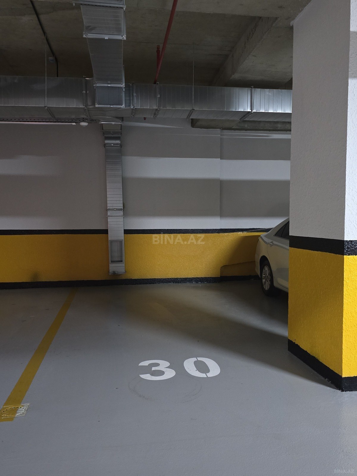 Qaraj - Ağ şəhər q. - 18 m² (5)