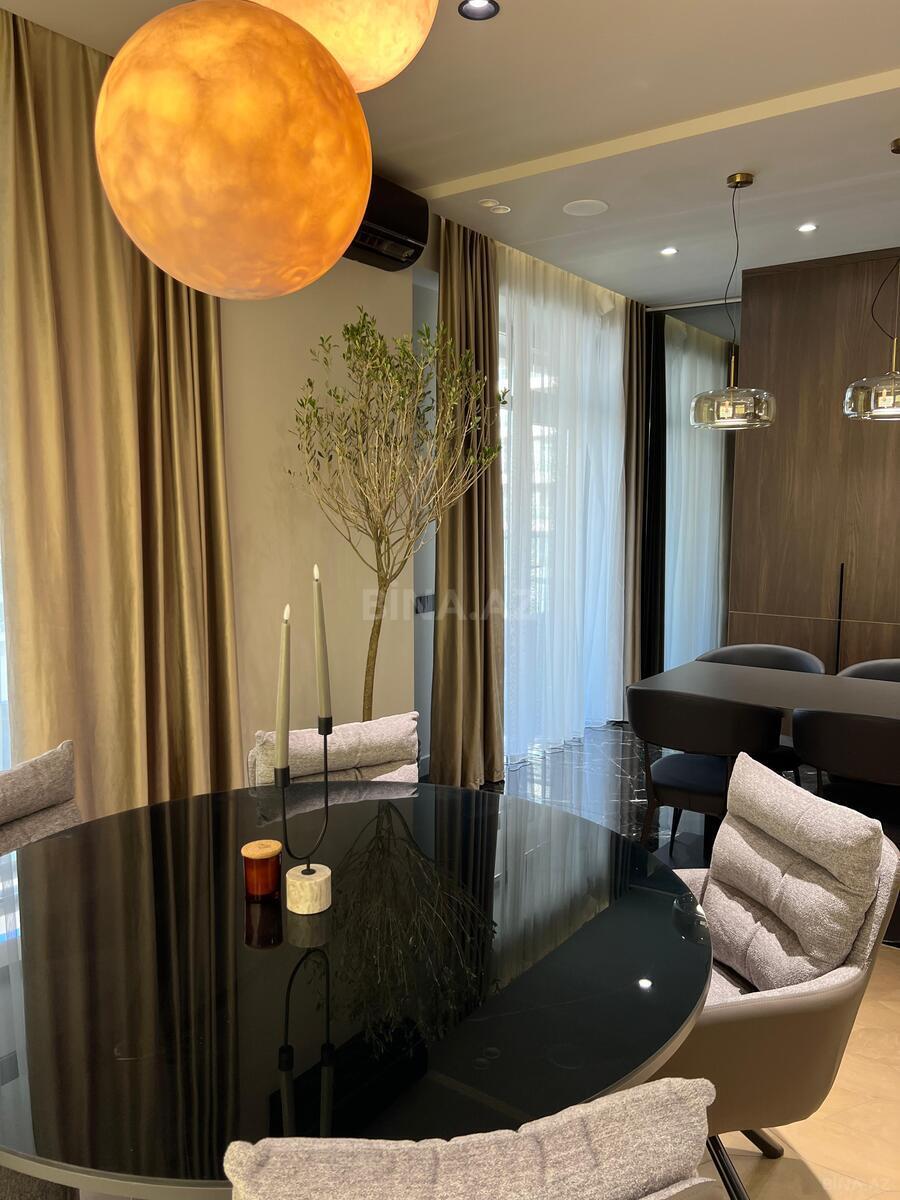 3-комн. новостройка - м. 8 ноября - 148 м² (5)