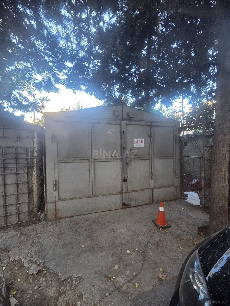 Qaraj - Xalqlar Dostluğu m. - 28 m² (2)