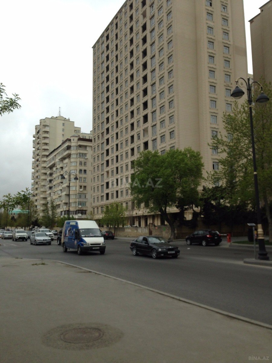 Объект - м. Элмляр Академиясы - 600 м² (2)