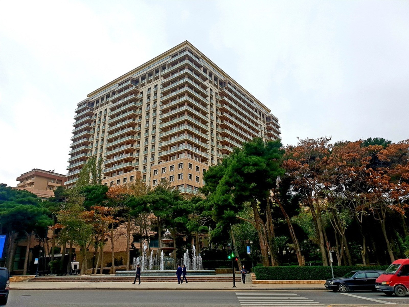 4 otaqlı yeni tikili - Nizami m. - 179 m² (3)
