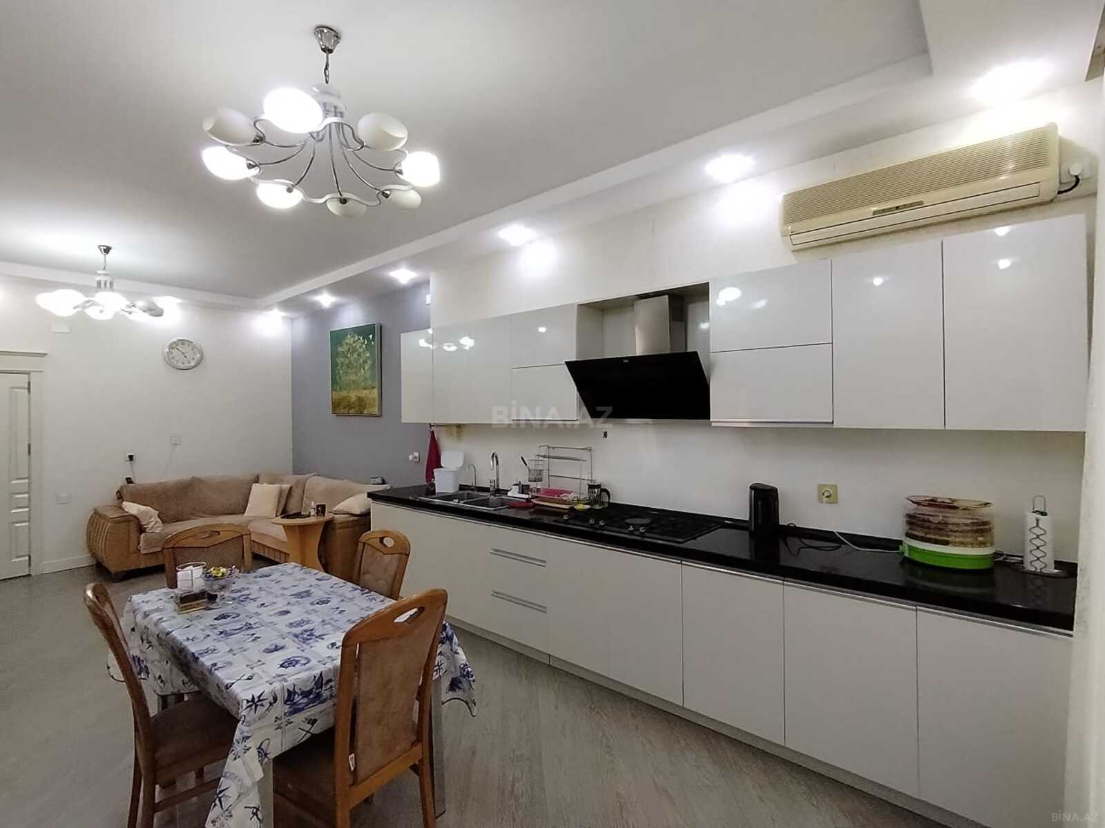 5 otaqlı həyət evi/bağ evi - Elmlər Akademiyası m. - 390 m² (21)