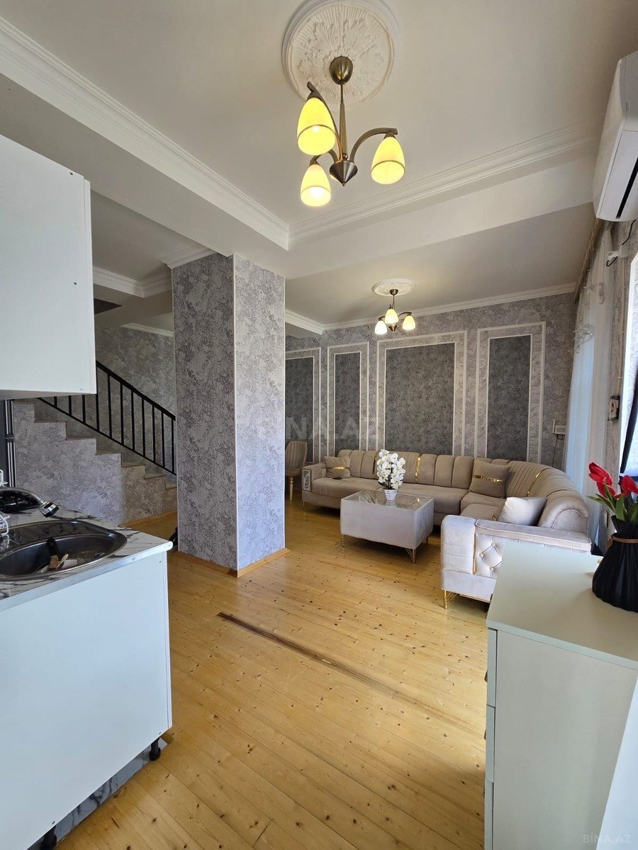 4 otaqlı həyət evi/bağ evi - Binə q. - 200 m² (5)