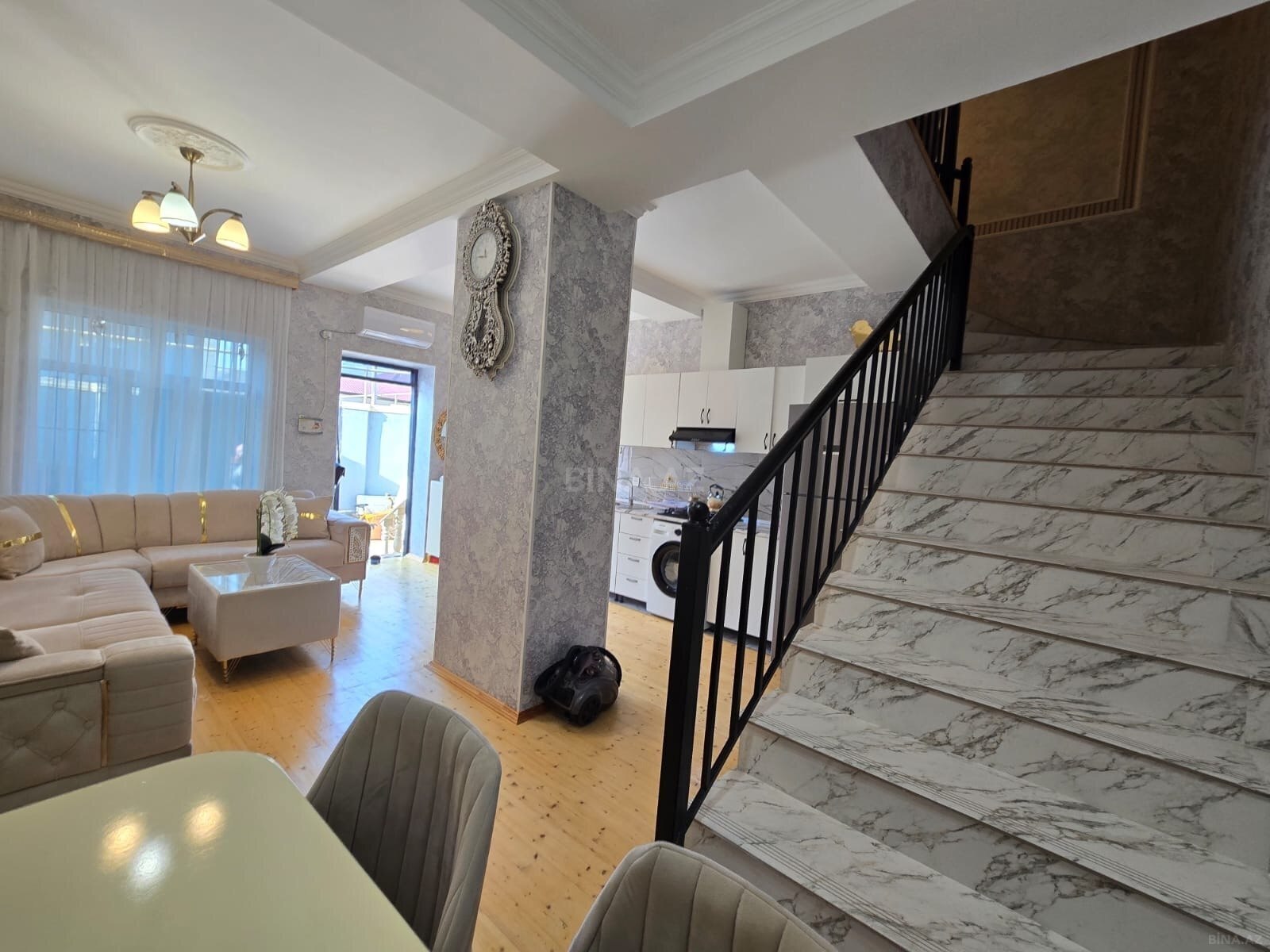 4 otaqlı həyət evi/bağ evi - Binə q. - 200 m² (9)