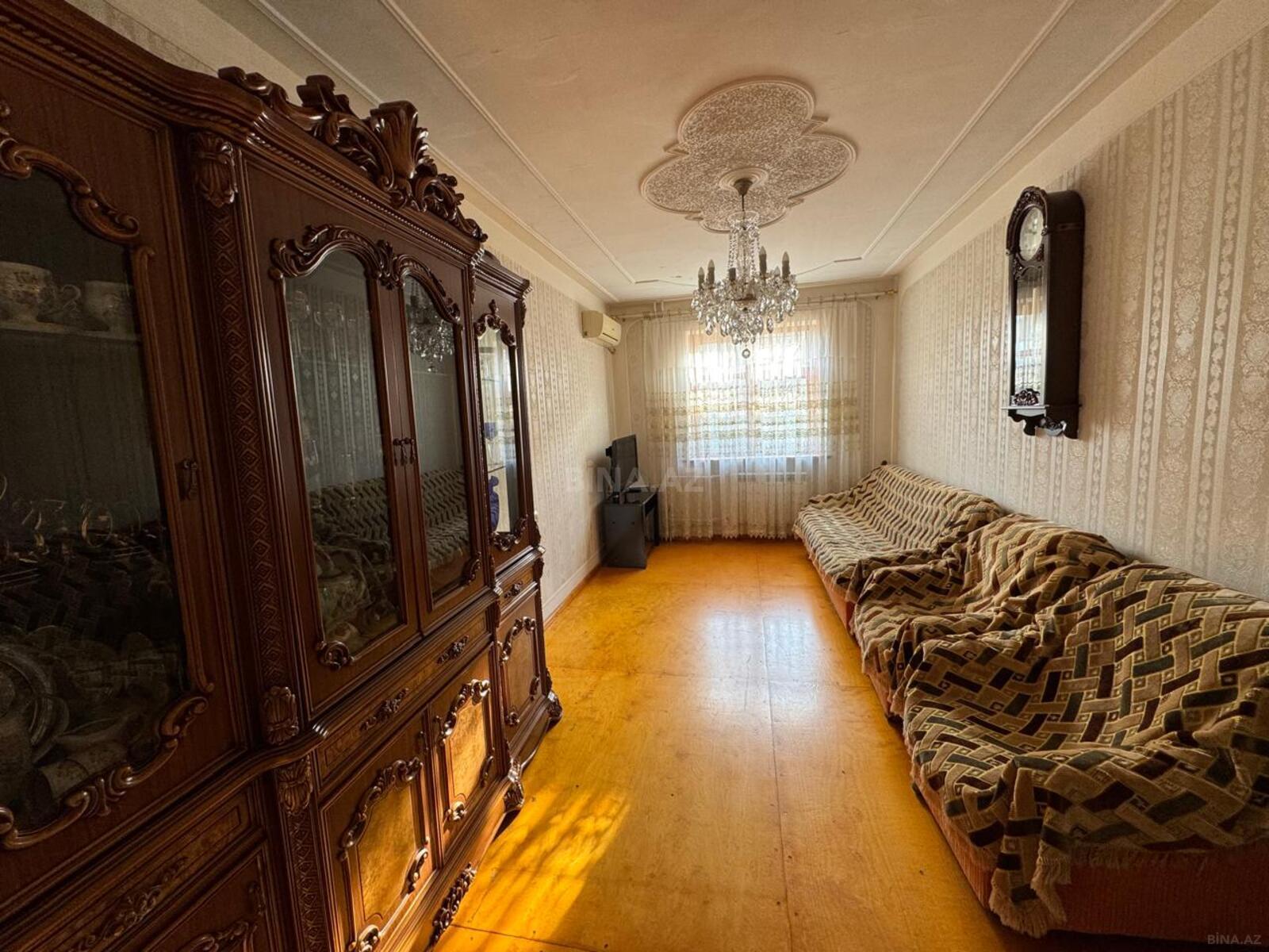 3 otaqlı köhnə tikili - Bakıxanov q. - 65 m² (1)