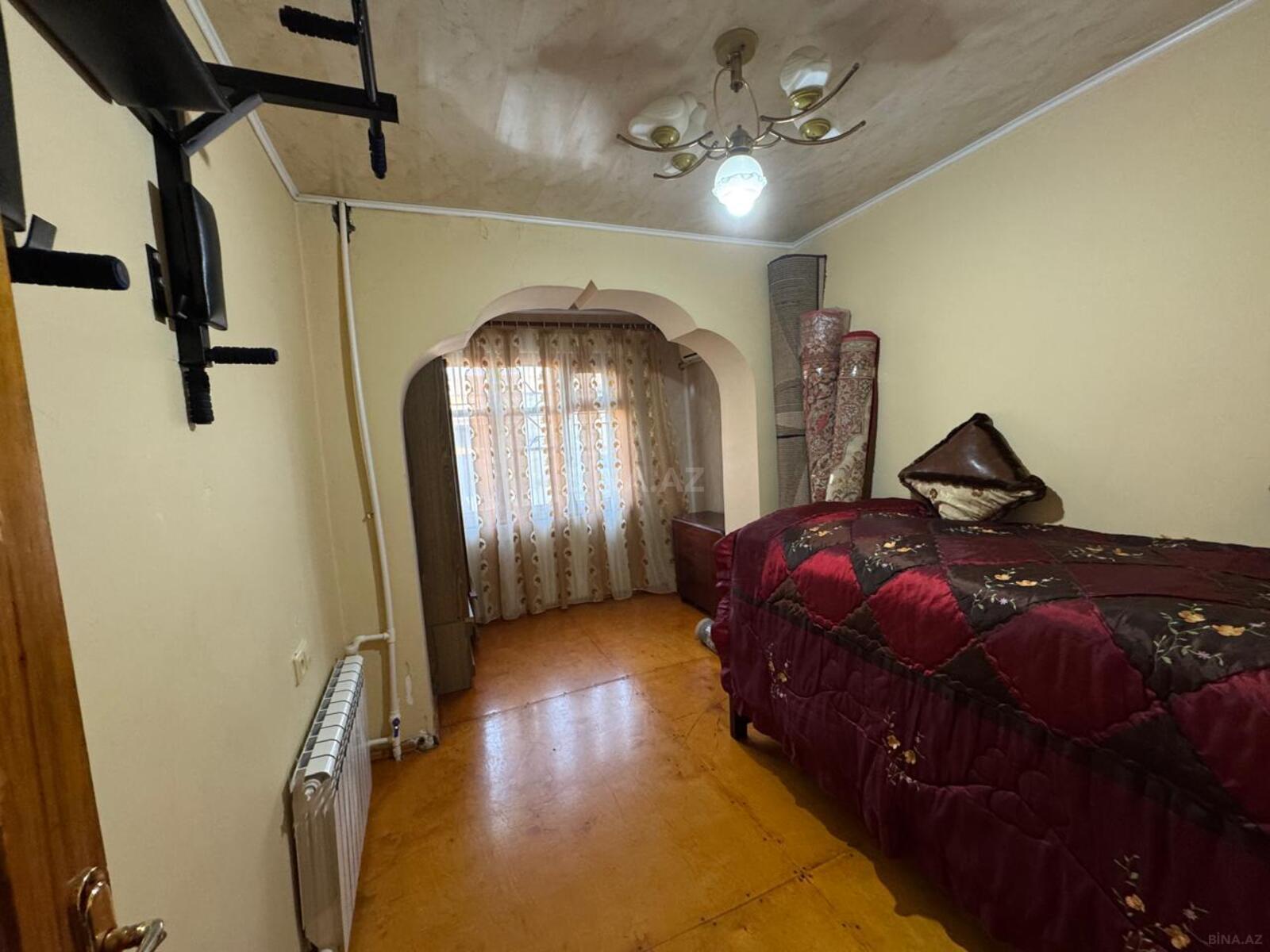 3 otaqlı köhnə tikili - Bakıxanov q. - 65 m² (12)
