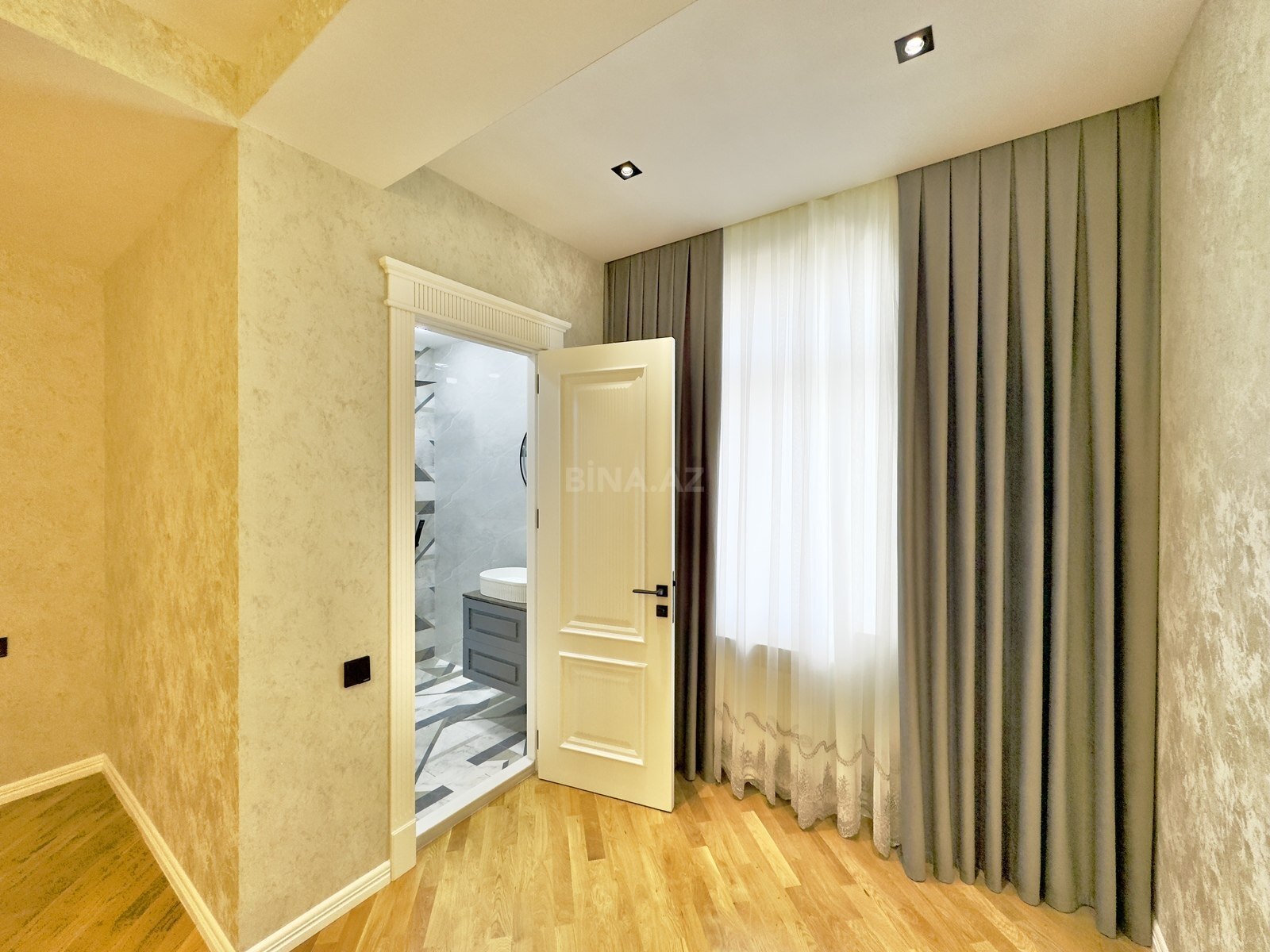 3 otaqlı yeni tikili - Qara Qarayev m. - 120 m² (28)