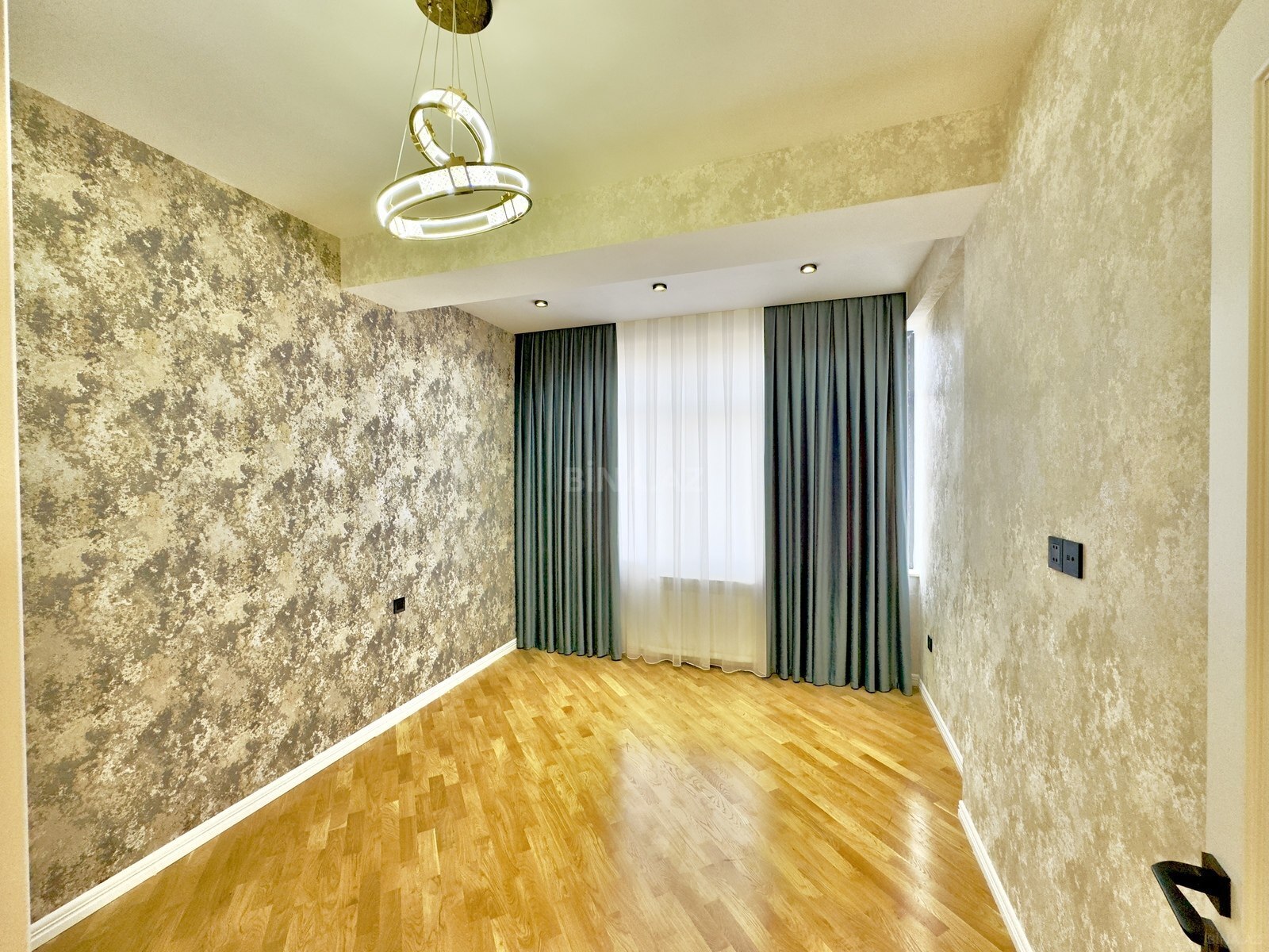 3 otaqlı yeni tikili - Qara Qarayev m. - 120 m² (30)