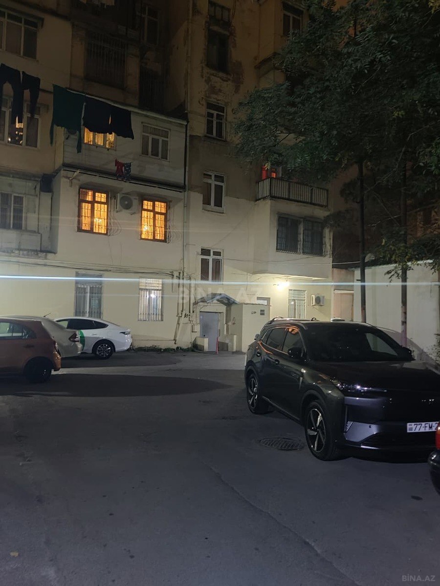 3 otaqlı köhnə tikili - Elmlər Akademiyası m. - 90 m² (21)