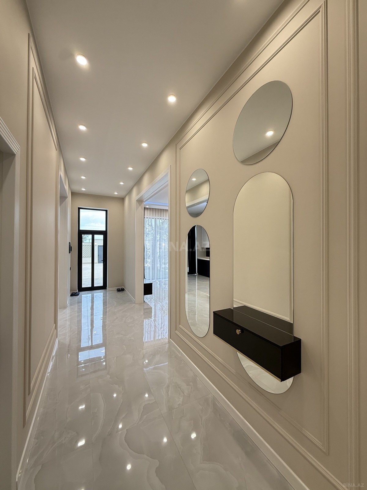 4 otaqlı həyət evi/bağ evi - Şüvəlan q. - 160 m² (14)