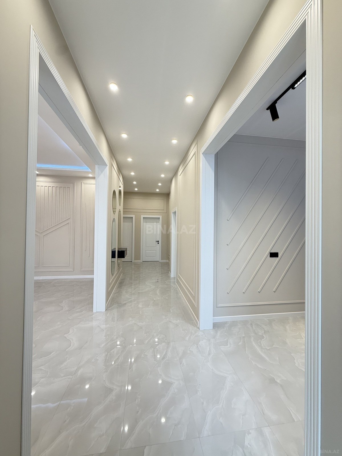 4 otaqlı həyət evi/bağ evi - Şüvəlan q. - 160 m² (12)