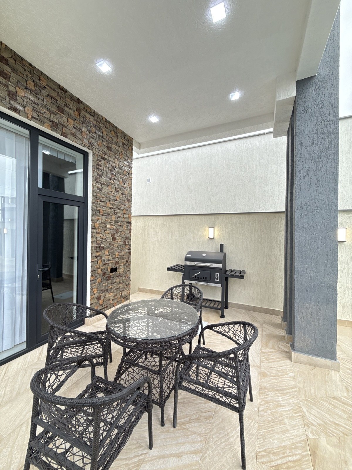 4 otaqlı həyət evi/bağ evi - Şüvəlan q. - 160 m² (11)