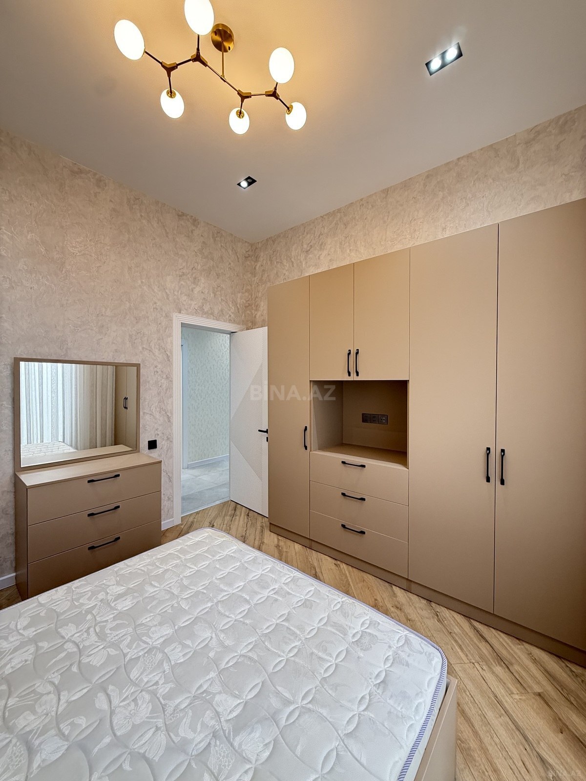 4 otaqlı həyət evi/bağ evi - Mərdəkan q. - 150 m² (26)