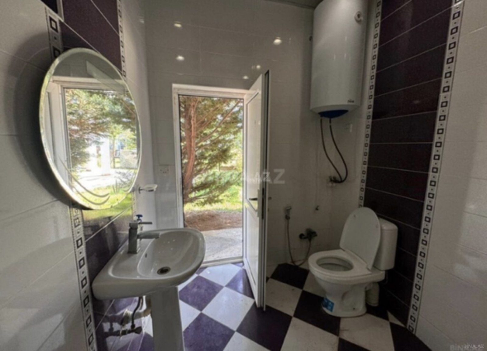 6 otaqlı həyət evi/bağ evi - Novxanı q. - 600 m² (30)