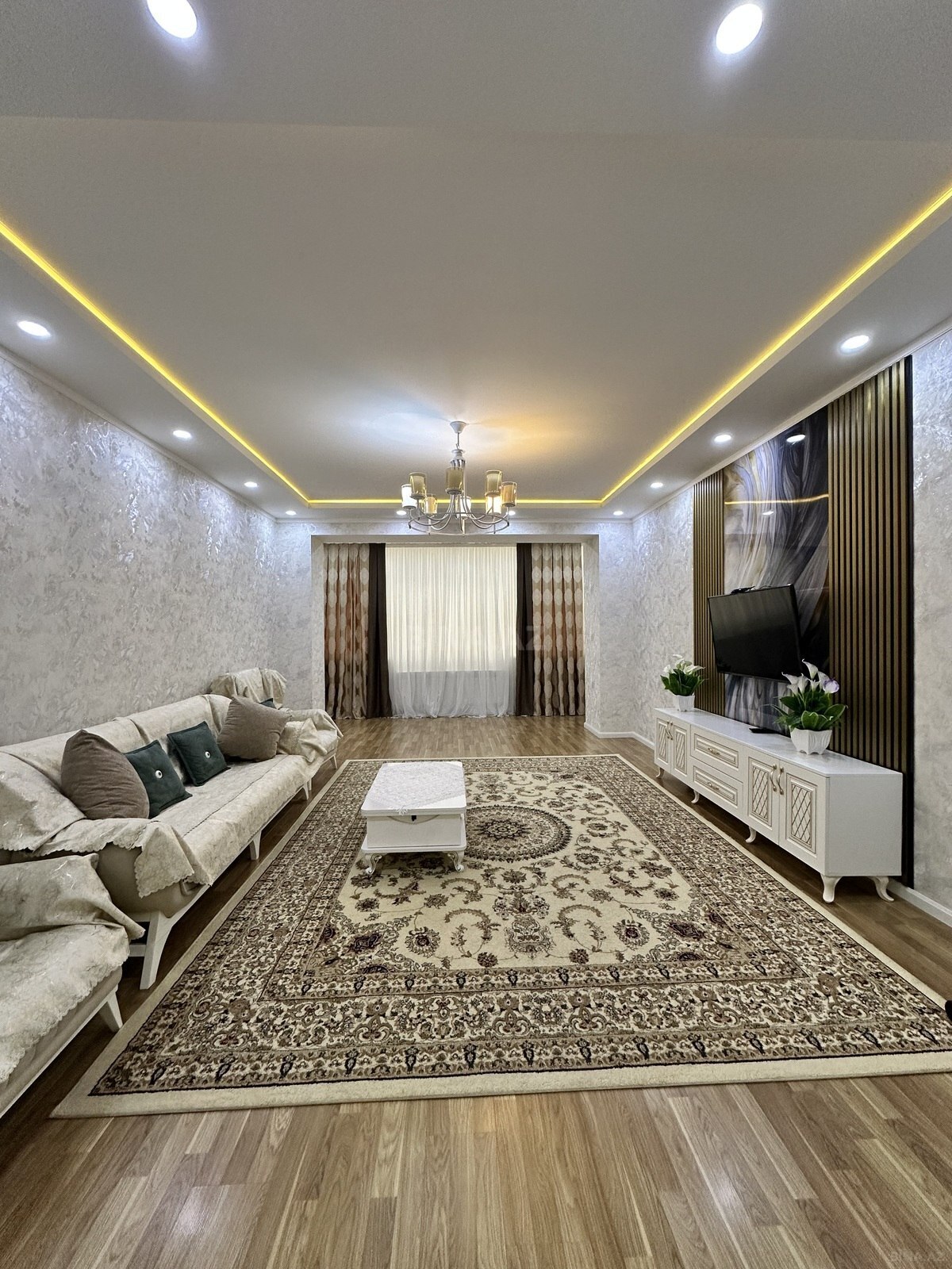 3 otaqlı yeni tikili - Yeni Yasamal q. - 130 m² (1)