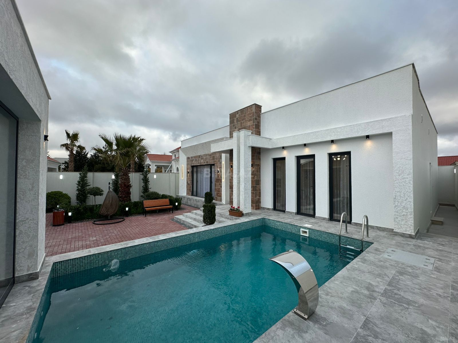 4 otaqlı həyət evi/bağ evi - Mərdəkan q. - 160 m² (2)