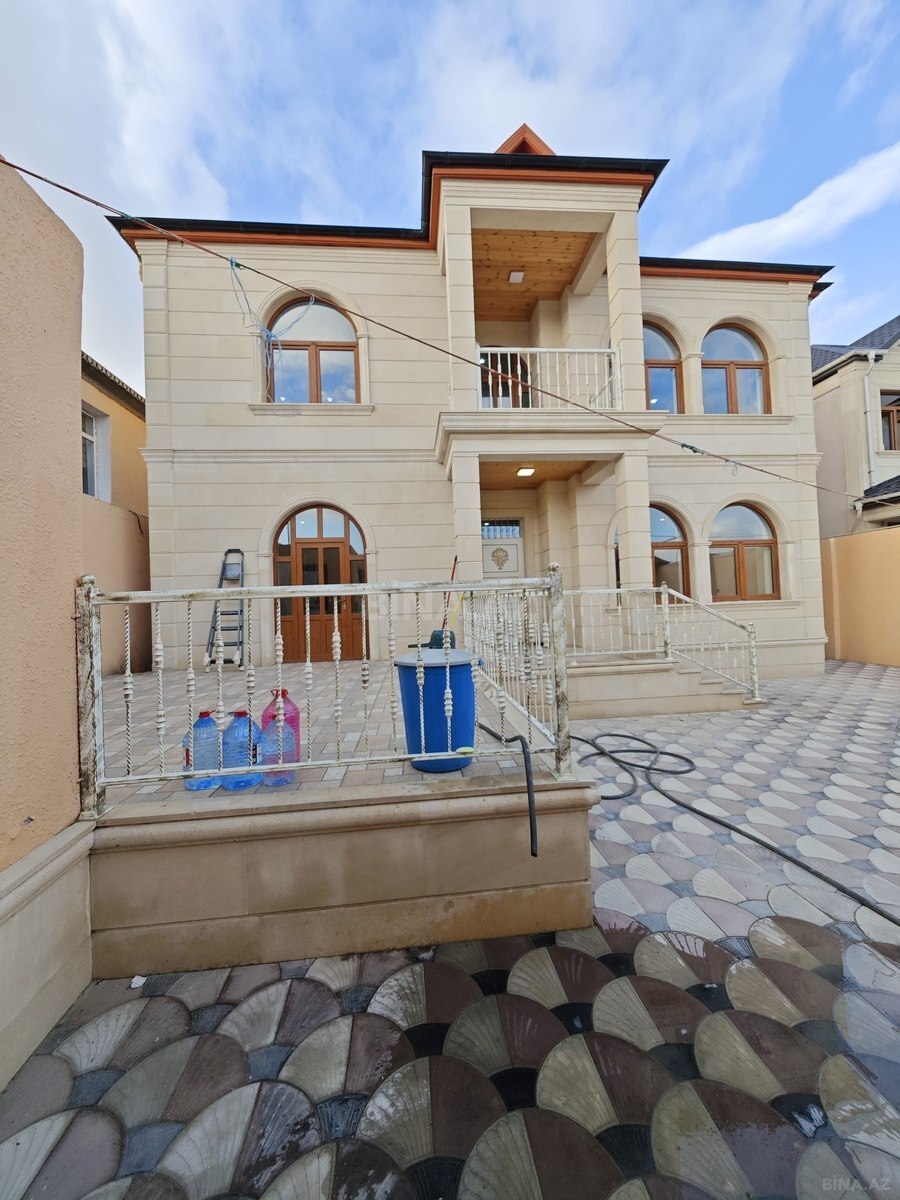6 otaqlı həyət evi/bağ evi - Bakıxanov q. - 254 m² (2)