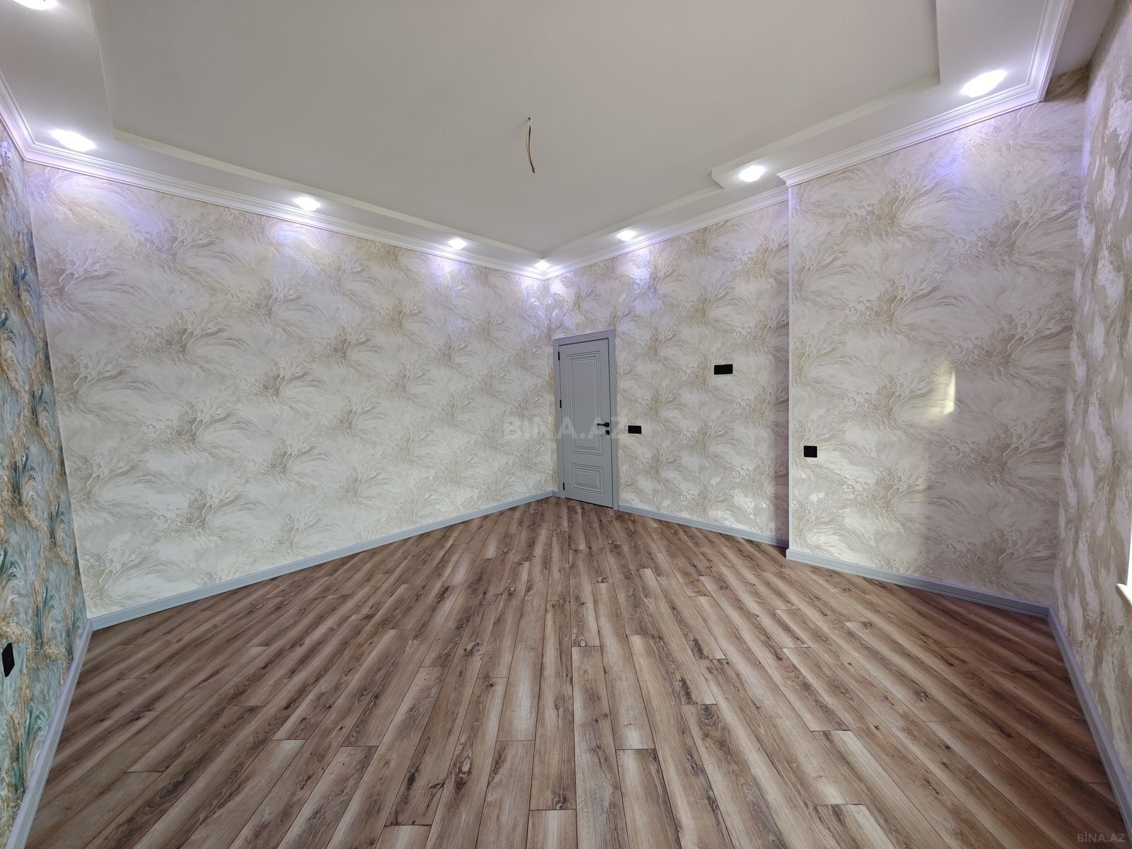 6 otaqlı həyət evi/bağ evi - Bakıxanov q. - 254 m² (22)