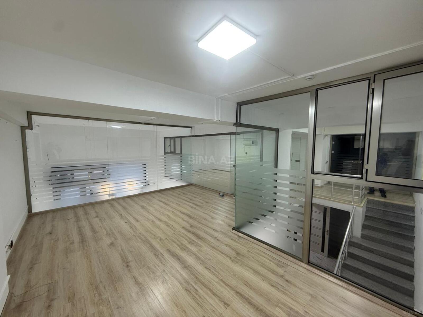 Obyekt - Ağ şəhər q. - 150 m² (18)
