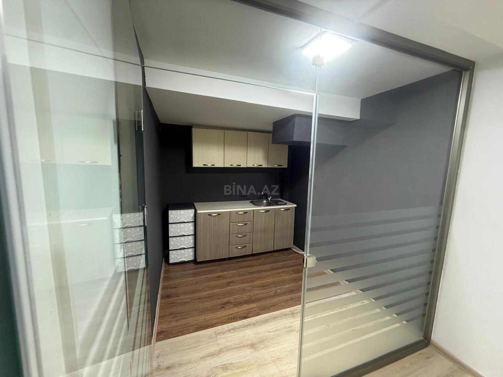 Obyekt - Ağ şəhər q. - 150 m² (12)