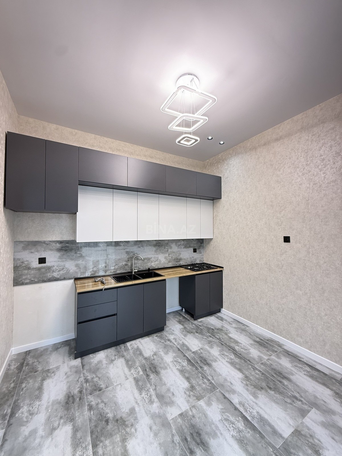 4 otaqlı həyət evi/bağ evi - Şüvəlan q. - 135 m² (18)