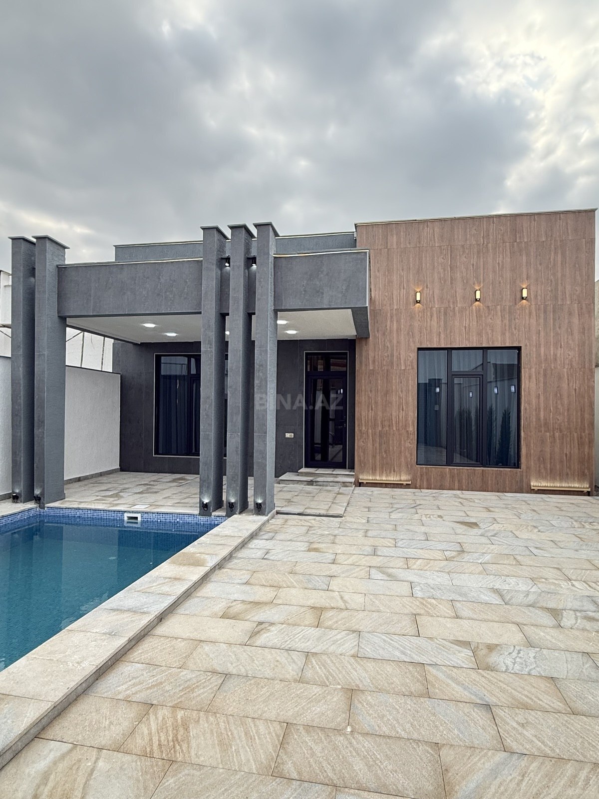 4 otaqlı həyət evi/bağ evi - Şüvəlan q. - 140 m² (3)