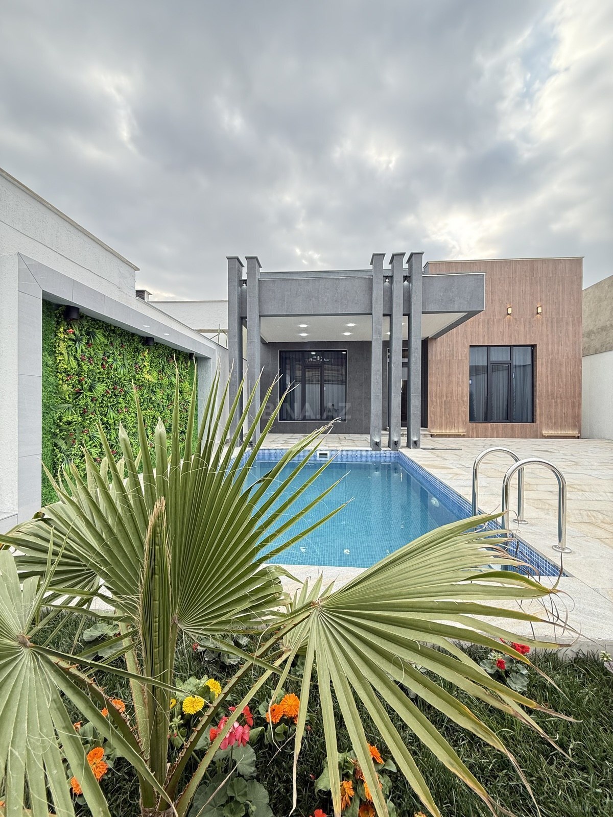 4 otaqlı həyət evi/bağ evi - Şüvəlan q. - 140 m² (5)