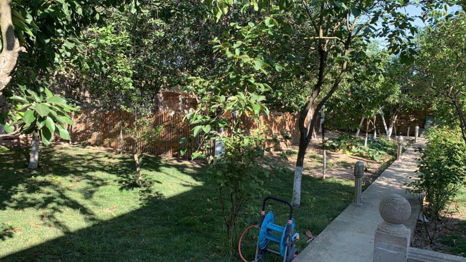 8-комн. дом/дача - пос. Новханы - 685 м² (10)