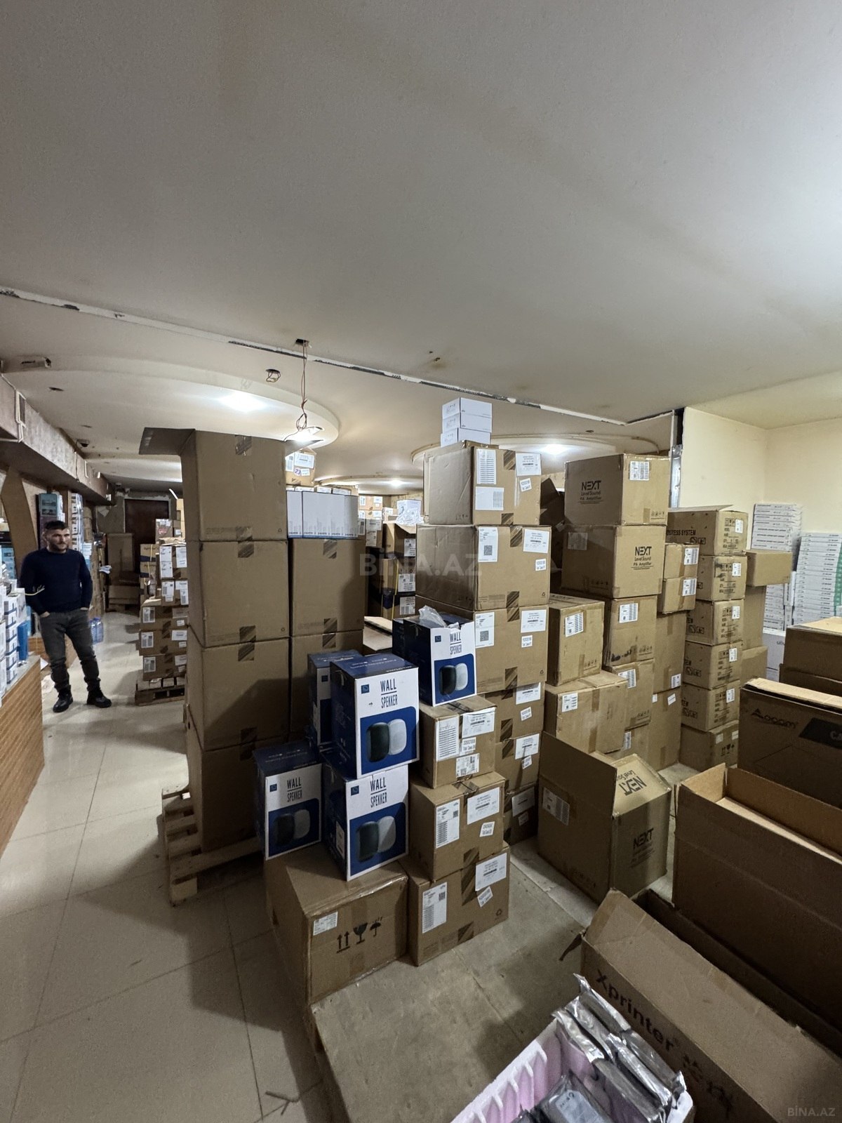 Объект - м. Азадлыг проспекти - 700.3 м² (5)