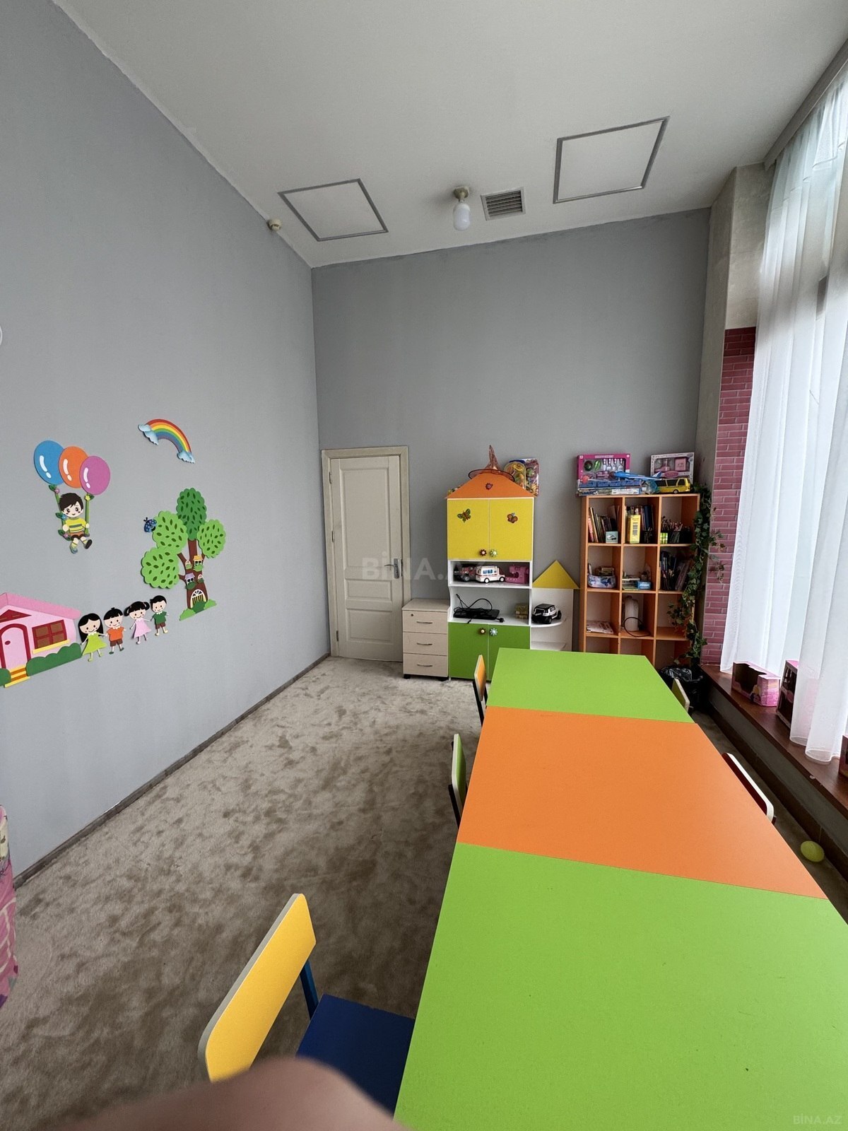 Объект - м. Азадлыг проспекти - 700.3 м² (9)
