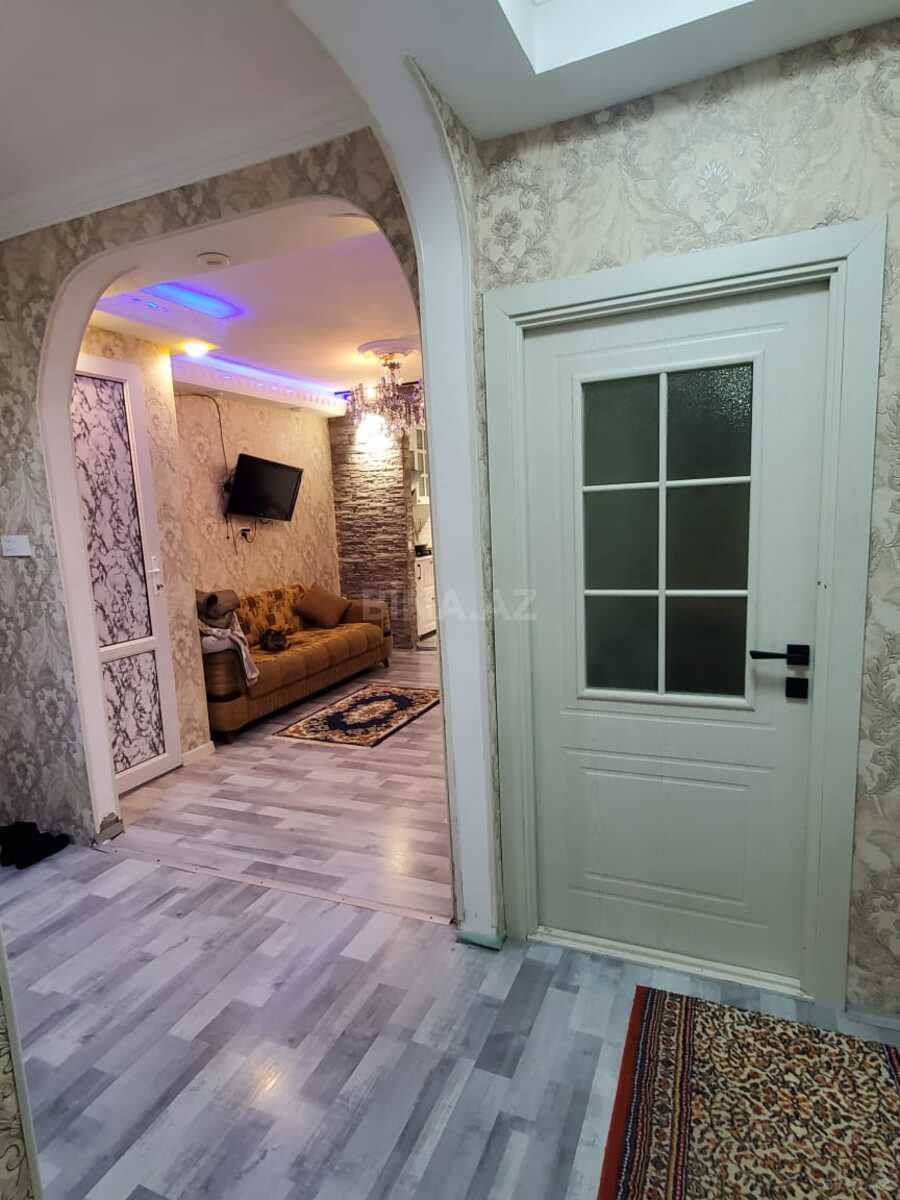 3-комн. вторичка - м. Ахмедлы - 70 м² (2)