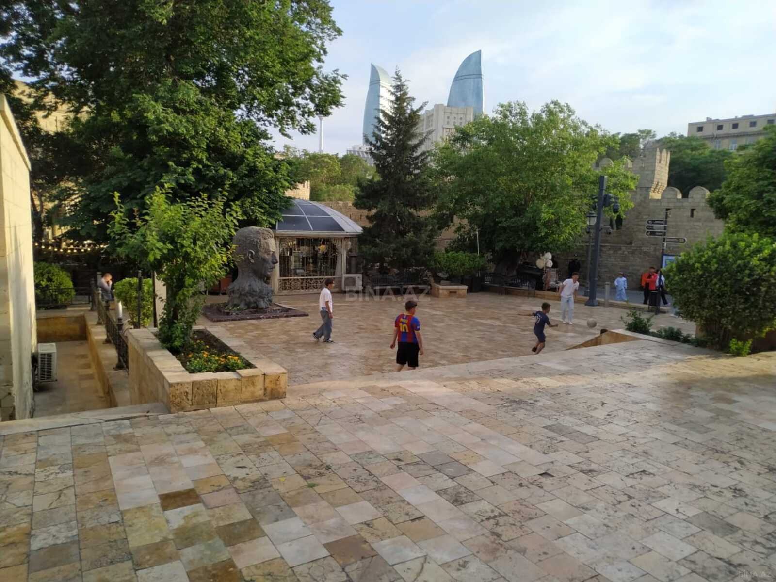 16 otaqlı həyət evi/bağ evi - İçəri Şəhər m. - 550 m² (4)