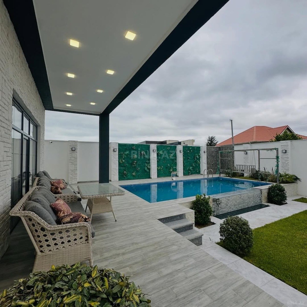 4 otaqlı həyət evi/bağ evi - Mərdəkan q. - 250 m² (2)