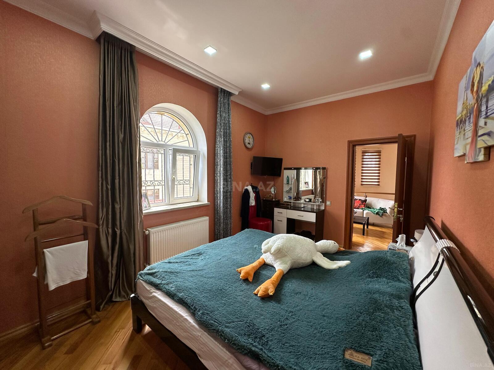 5 otaqlı həyət evi/bağ evi - Mərdəkan q. - 200 m² (10)