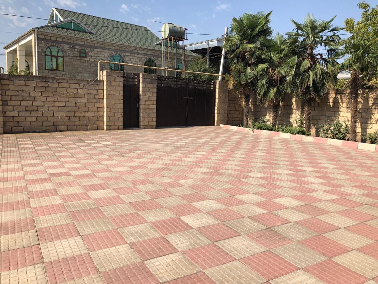 4 otaqlı həyət evi/bağ evi - Bərdə - 154.2 m² (1)