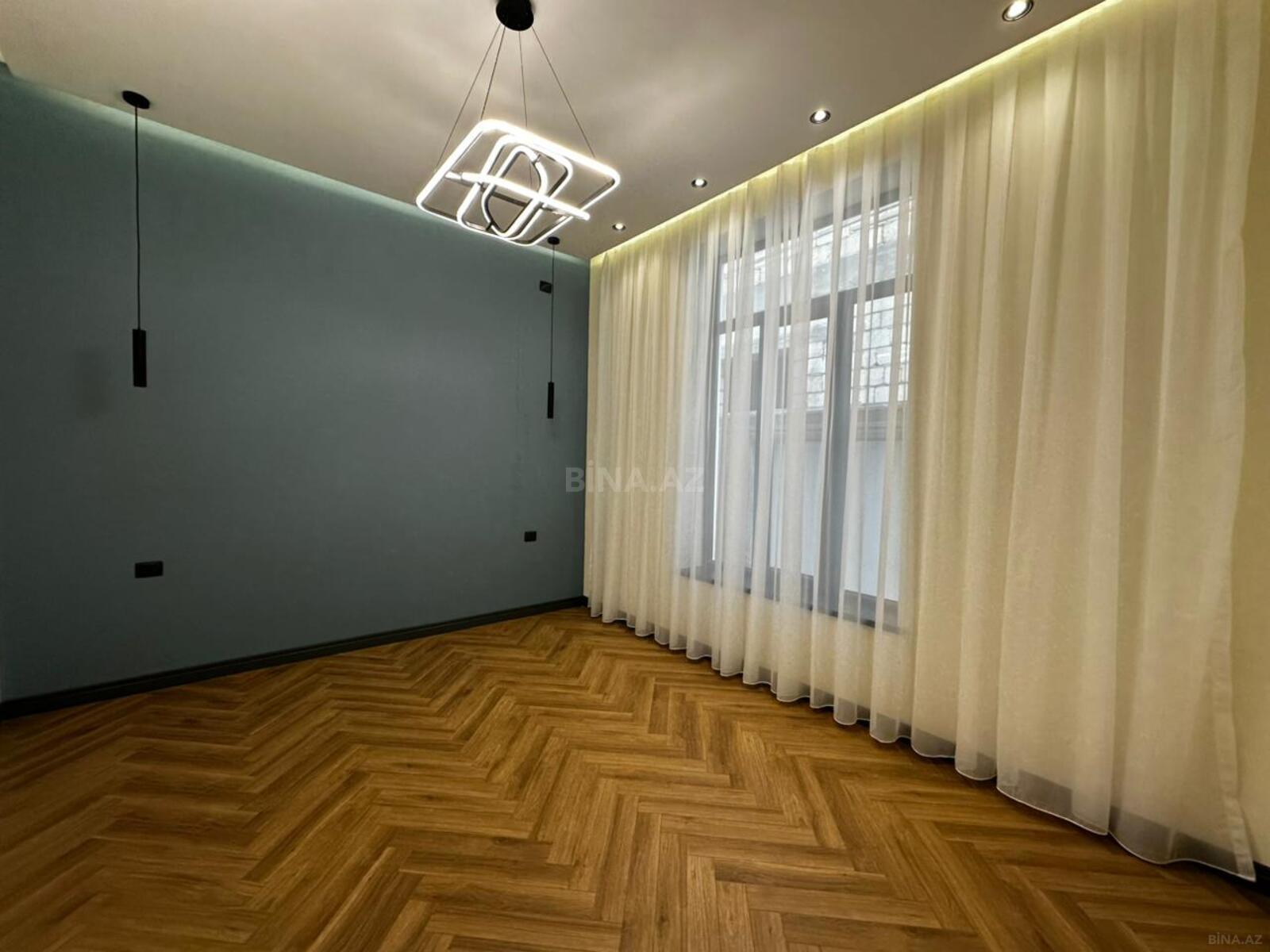 5 otaqlı həyət evi/bağ evi - Şüvəlan q. - 250 m² (17)