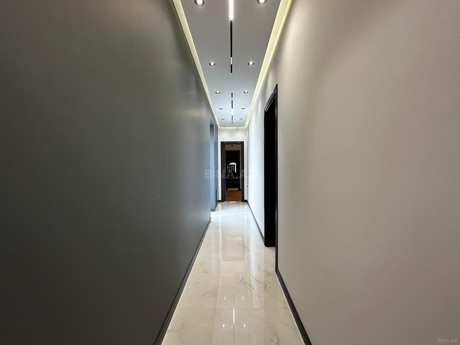 5 otaqlı həyət evi/bağ evi - Şüvəlan q. - 250 m² (24)