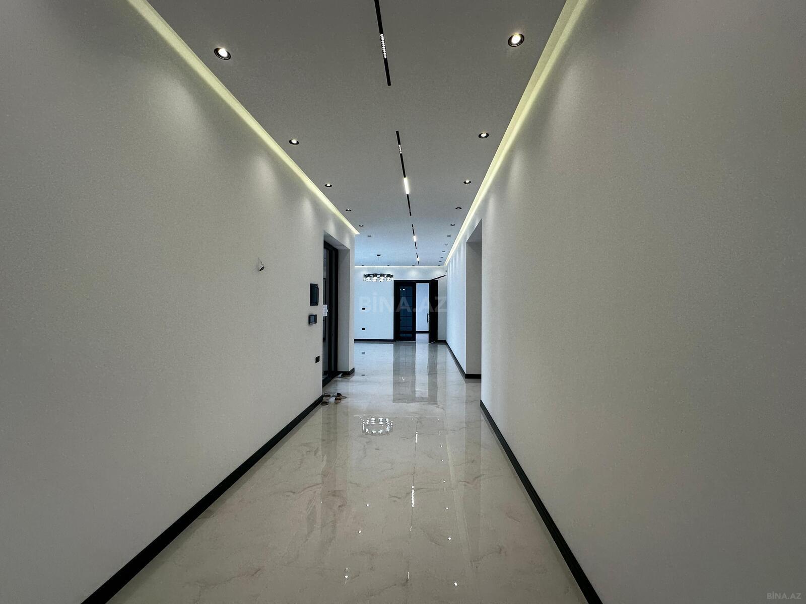 5 otaqlı həyət evi/bağ evi - Şüvəlan q. - 250 m² (22)