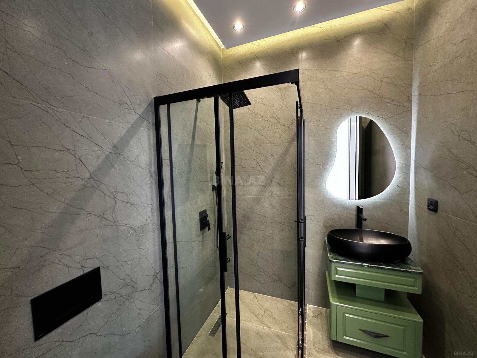 5 otaqlı həyət evi/bağ evi - Şüvəlan q. - 250 m² (21)