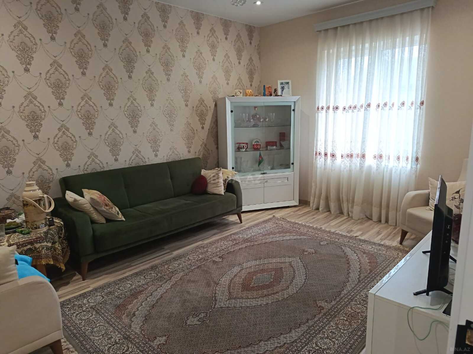 8 otaqlı həyət evi/bağ evi - Əmircan q. - 320 m² (4)