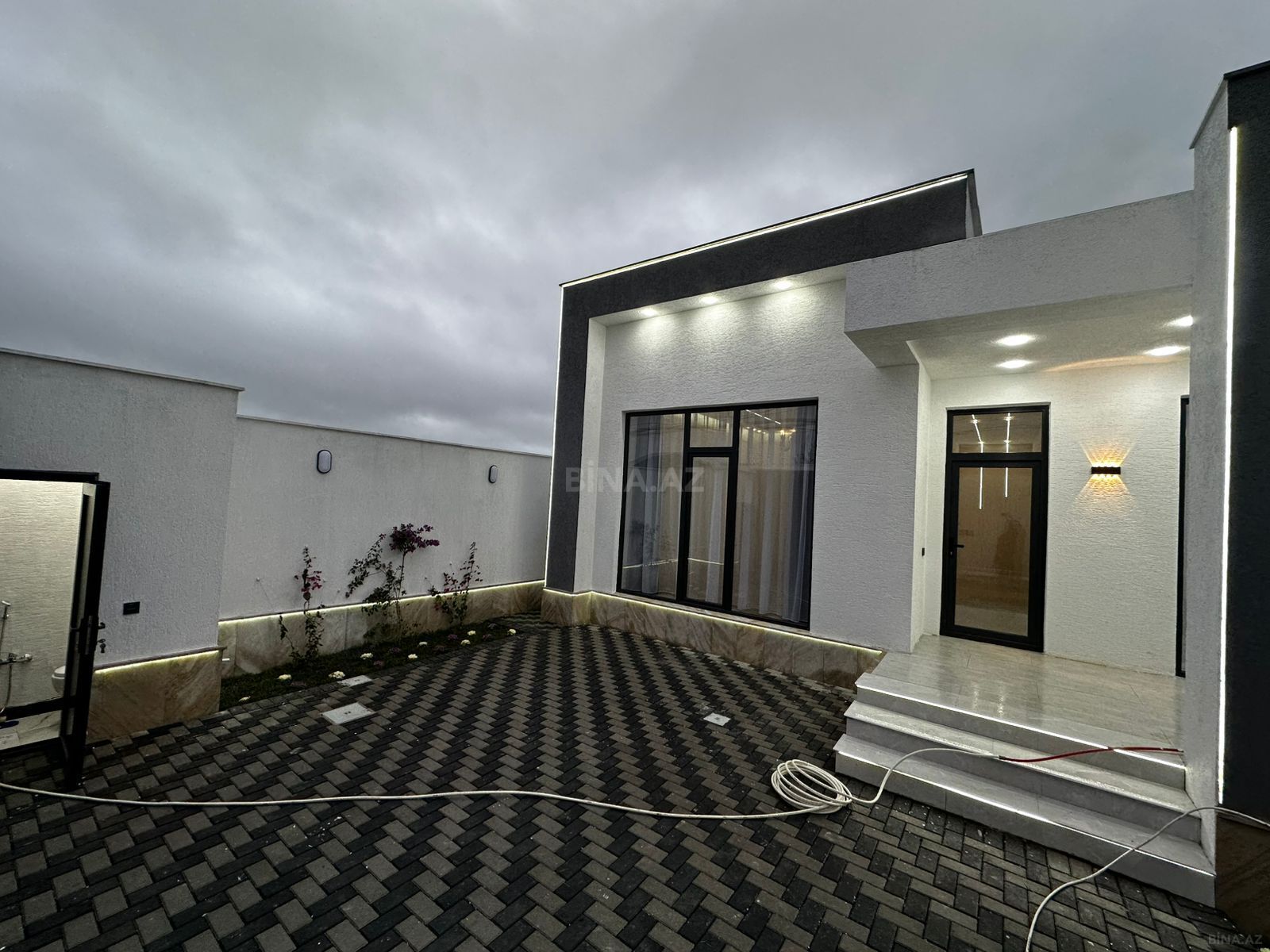 4 otaqlı həyət evi/bağ evi - Mərdəkan q. - 155 m² (4)