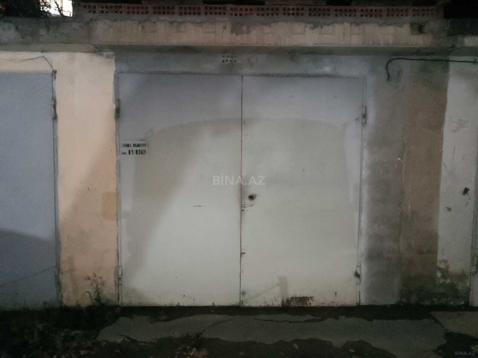 Qaraj - Elmlər Akademiyası m. - 18 m² (1)