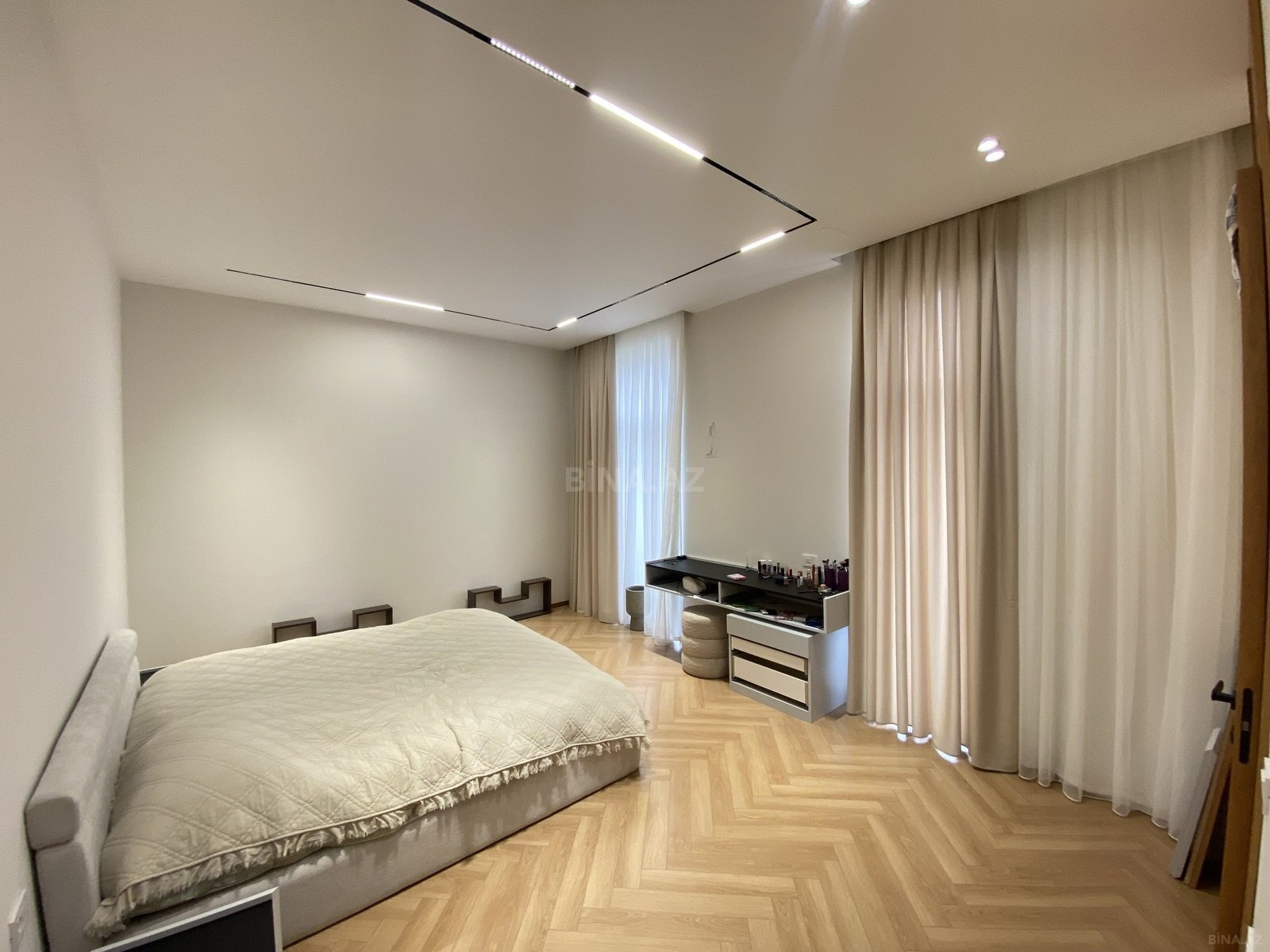 5 otaqlı həyət evi/bağ evi - Badamdar q. - 240 m² (28)